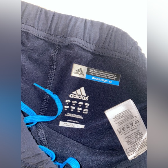 Adidas workout shorts- skirt no tags like new - Picture 3 of 4